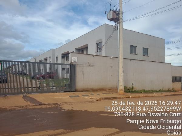Vende-se em Cidade Ocidental-GO  apto, 53.54 de área total, 53.54 de área privativa,  2_qto(s), a.serv, WC, 1_sala(s), cozinha, 1_vaga(s) de garagem.