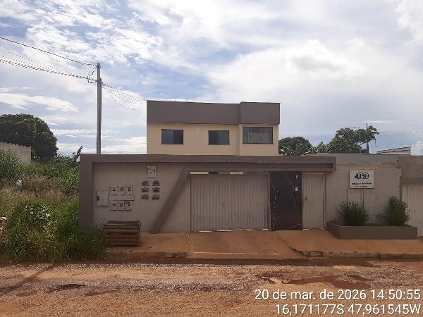 Vende-se em Luziania-GO  apto, 70.13 de área total, 55.98 de área privativa,  2_qto(s), a.serv, WC, 1_sala(s), cozinha, 1_vaga(s) de garagem.