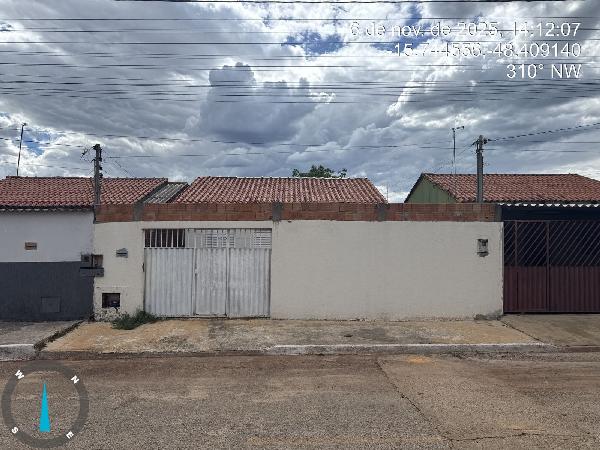 Vende-se em Cocalzinho De Goias-GO  Casa, 47.50 de área total, 47.50 de área privativa, 180.00 de área do terreno,  2_qto(s), WC, 1_sala(s), cozinha, 1_vaga(s) de garagem.
