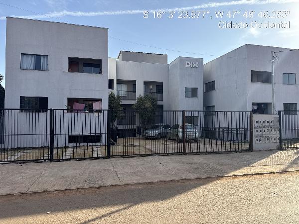 Vende-se em Cidade Ocidental-GO  apto, 73.36 de área total, 49.38 de área privativa,  2_qto(s), a.serv, WC, 1_sala(s), cozinha, 1_vaga(s) de garagem.