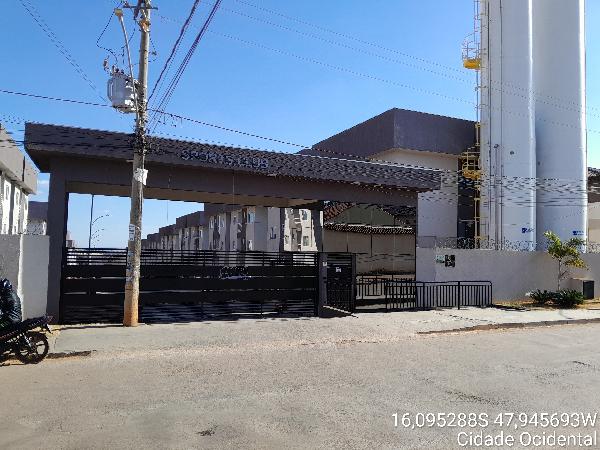 Vende-se em Cidade Ocidental-GO  apto, 94.38 de área total, 53.44 de área privativa,  2_qto(s), WC, 1_sala(s), cozinha, 1_vaga(s) de garagem.