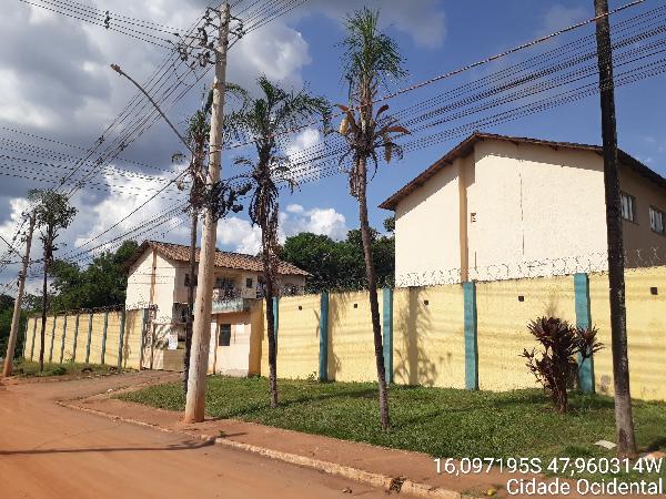 Vende-se em Cidade Ocidental-GO  apto, 127.87 de área total, 54.04 de área privativa,  2_qto(s), varanda, a.serv, WC, 1_sala(s), cozinha, 1_vaga(s) de garagem.