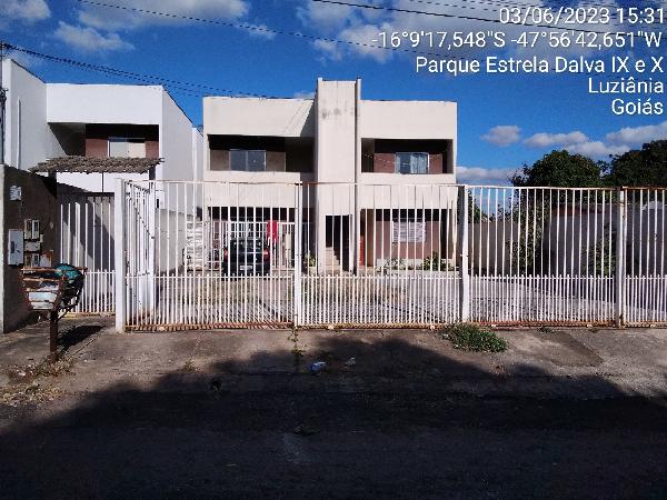 Vende-se em Luziania-GO  apto, 69.28 de área privativa,  2_qto(s), a.serv, WC, 1_sala(s), cozinha.