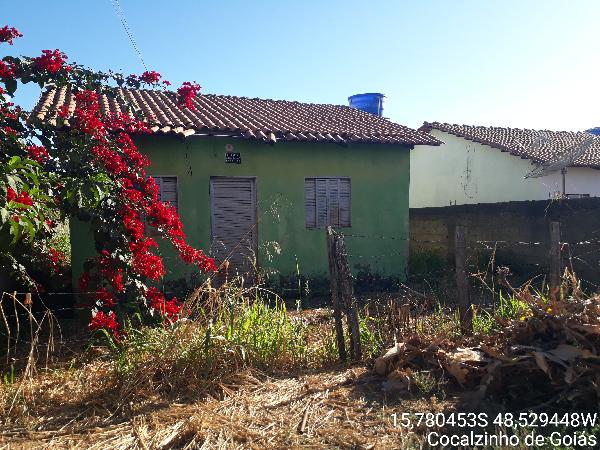Vende-se em Cocalzinho De Goias-GO  Casa, 48.64 de área total, 48.64 de área privativa, 300.00 de área do terreno,  2_qto(s), WC, 1_sala(s), cozinha.