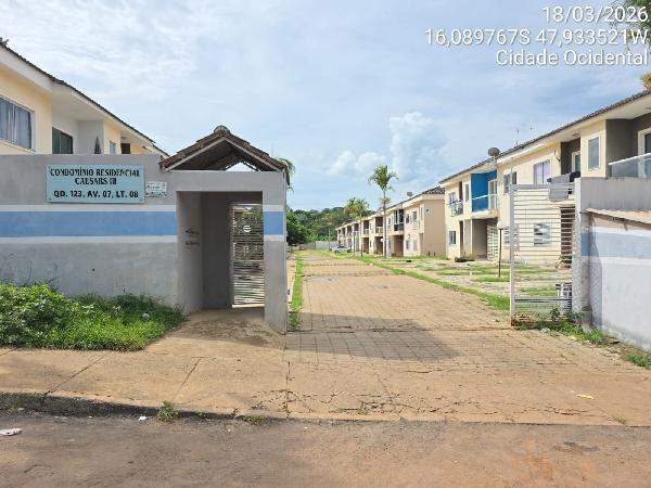 Vende-se em Cidade Ocidental-GO  apto, 89.94 de área total, 50.17 de área privativa,  2_qto(s), varanda, WC, 1_sala(s), cozinha, 1_vaga(s) de garagem.