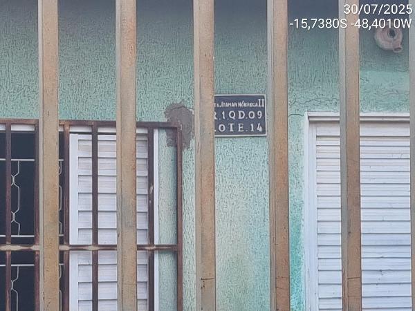 Vende-se em Cocalzinho De Goias-GO  Casa, 47.50 de área total, 47.50 de área privativa, 180.00 de área do terreno,  2_qto(s), WC, 1_sala(s), cozinha.