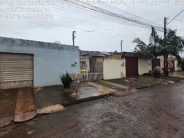 Vende-se em Luziania-GO  Casa, 54.06 de área total, 54.06 de área privativa, 180.00 de área do terreno,  2_qto(s), varanda, a.serv, WC, 1_sala(s), cozinha, 1_vaga(s) de garagem.