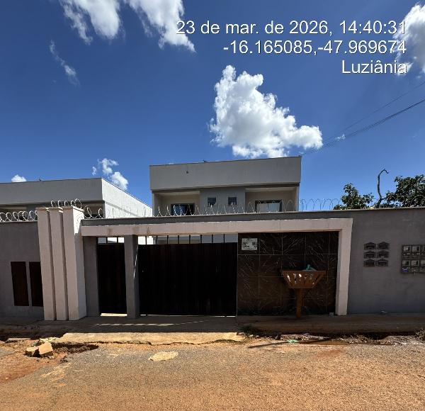 Vende-se em Luziania-GO  apto, 71.10 de área total, 56.70 de área privativa,  2_qto(s), a.serv, WC, 1_sala(s), cozinha, 1_vaga(s) de garagem.