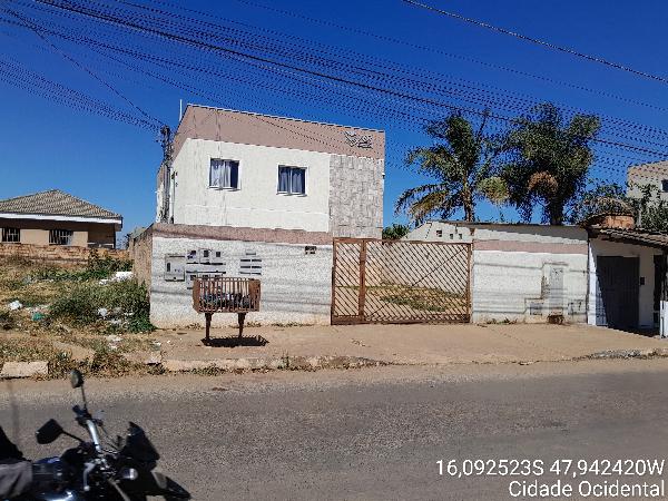 Vende-se em Cidade Ocidental-GO  apto, 86.11 de área total, 50.16 de área privativa,  2_qto(s), a.serv, WC, 1_sala(s), cozinha, 1_vaga(s) de garagem.