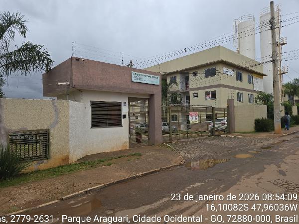 Vende-se em Cidade Ocidental-GO  apto, 93.67 de área total, 53.86 de área privativa,  2_qto(s), varanda, WC, 1_sala(s), cozinha, 1_vaga(s) de garagem.