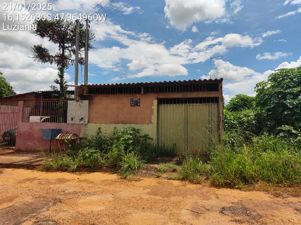 Vende-se em Luziania-GO  Casa, 58.65 de área total, 58.65 de área privativa, 180.00 de área do terreno,  2_qto(s), a.serv, WC, 1_sala(s), cozinha, 1_vaga(s) de garagem.