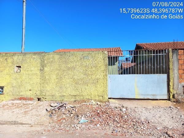 Vende-se em Cocalzinho De Goias-GO  Casa, 51.12 de área privativa, 180.00 de área do terreno,  2_qto(s), WC, 1_sala(s), cozinha.