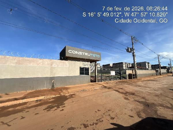 Vende-se em Cidade Ocidental-GO  apto, 84.63 de área total, 41.78 de área privativa,  2_qto(s), a.serv, WC, 1_sala(s), cozinha, 1_vaga(s) de garagem.
