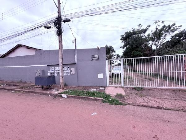 Vende-se em Cidade Ocidental-GO  Casa, 82.71 de área total, 82.71 de área privativa, 125.00 de área do terreno,  2_qto(s), varanda, a.serv, WC, 1_sala(s), cozinha, Terraco, 1_vaga(s) de garage