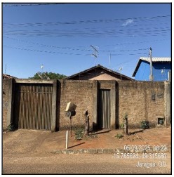 Vende-se em Jaragua-GO  Casa, 199.77 de área privativa, 384.00 de área do terreno.