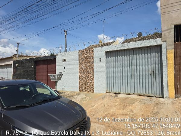 Vende-se em Luziania-GO  Casa, 90.51 de área total, 90.51 de área privativa, 180.00 de área do terreno,  2_qto(s), a.serv, WC, 1_sala(s), cozinha.