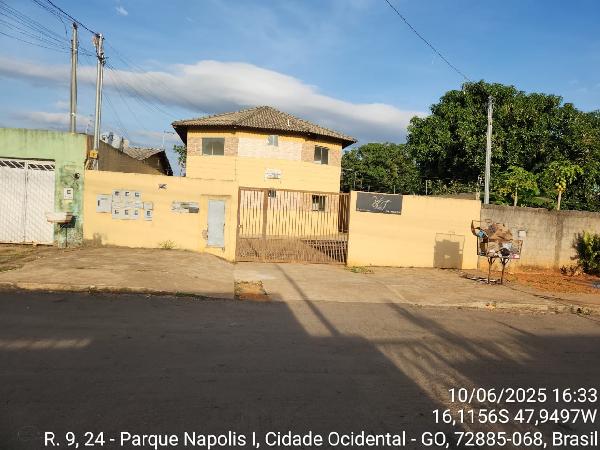 Vende-se em Cidade Ocidental-GO  apto, 82.65 de área total, 48.94 de área privativa,  2_qto(s), a.serv, WC, 1_sala(s), cozinha, 1_vaga(s) de garagem.