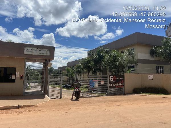 Vende-se em Cidade Ocidental-GO  apto, 93.66 de área total, 53.86 de área privativa,  2_qto(s), a.serv, 1_sala(s), cozinha, 1_vaga(s) de garagem.