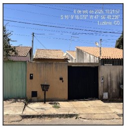 Vende-se em Luziania-GO  Casa, 62.73 de área privativa, 180.00 de área do terreno,  2_qto(s), varanda, a.serv, WC, 1_sala(s), cozinha.