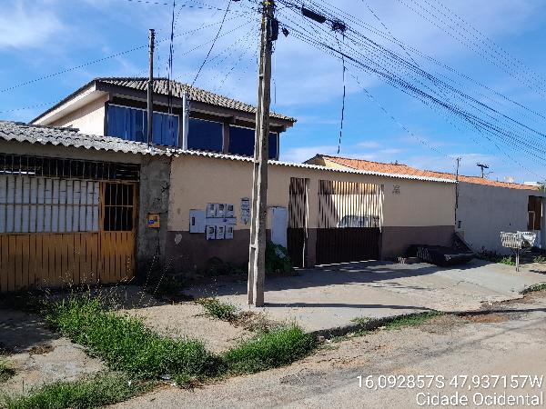 Vende-se em Cidade Ocidental-GO  apto, 74.32 de área total, 50.00 de área privativa,  2_qto(s), a.serv, WC, 1_sala(s), cozinha, 1_vaga(s) de garagem.
