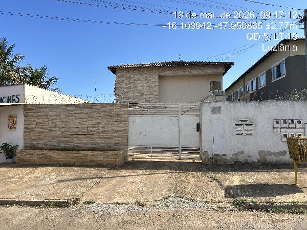 Vende-se em Cidade Ocidental-GO  apto, 85.33 de área total, 51.61 de área privativa,  2_qto(s), varanda, a.serv, WC, 1_sala(s), cozinha, 1_vaga(s) de garagem.