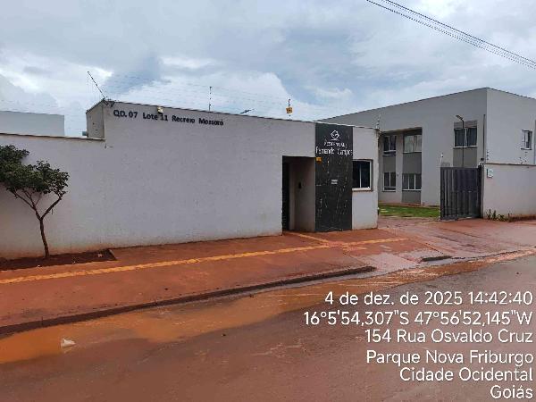 Vende-se em Cidade Ocidental-GO  apto, 102.96 de área total, 53.54 de área privativa,  2_qto(s), a.serv, WC, 1_sala(s), cozinha, 1_vaga(s) de garagem.