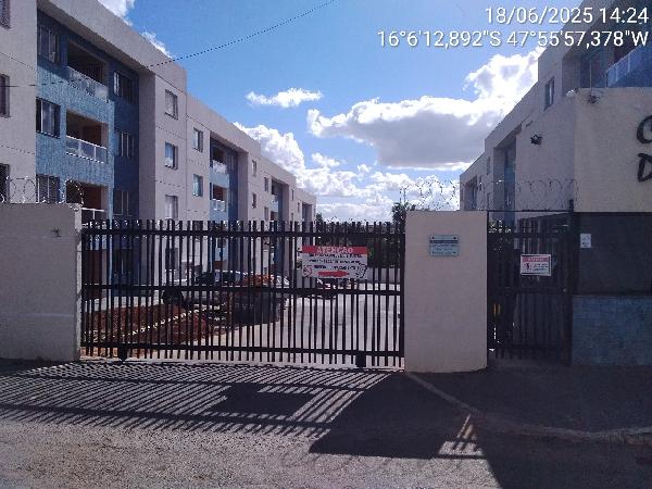 Vende-se em Cidade Ocidental-GO  apto, 88.34 de área total, 50.82 de área privativa,  2_qto(s), a.serv, WC, 1_sala(s), cozinha, 1_vaga(s) de garagem.