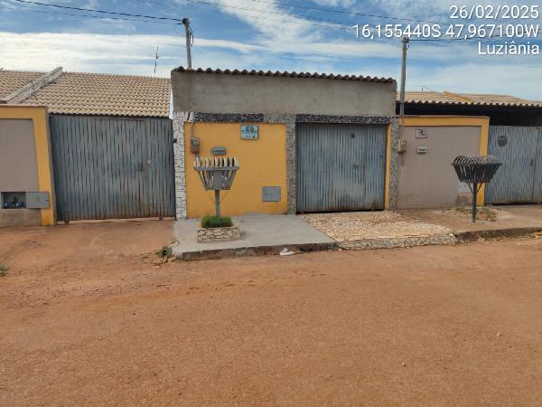 Vende-se em Luziania-GO  Casa, 80.05 de área total, 80.05 de área privativa, 150.00 de área do terreno,  2_qto(s), varanda, a.serv, WC, 1_sala(s), cozinha, 1_vaga(s) de garagem.