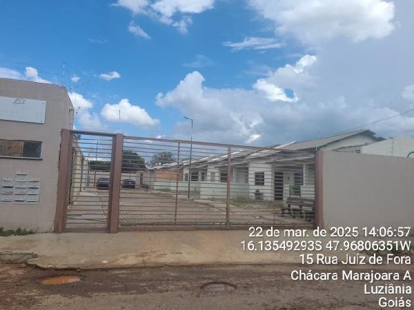 Vende-se em Luziania-GO  Casa, 72.16 de área total, 72.16 de área privativa, 131.81 de área do terreno,  2_qto(s), varanda, a.serv, WC, 1_sala(s), cozinha.