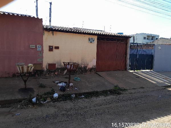 Vende-se em Luziania-GO  Casa, 53.45 de área total, 53.45 de área privativa, 360.00 de área do terreno,  2_qto(s), a.serv, WC, 1_sala(s), cozinha.