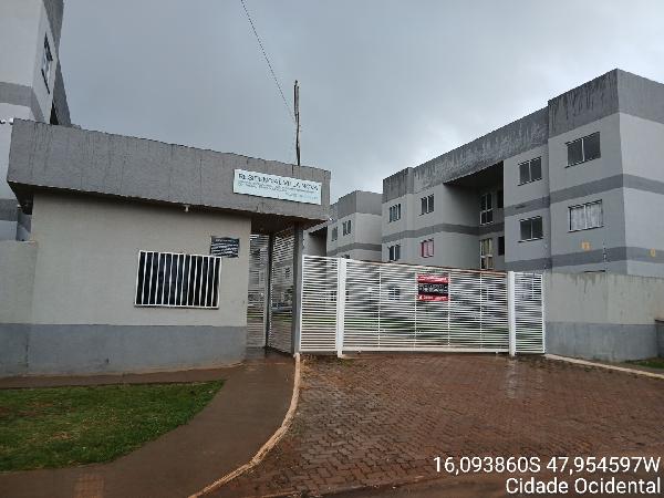 Vende-se em Cidade Ocidental-GO  apto, 82.66 de área total, 43.04 de área privativa,  2_qto(s), a.serv, WC, 1_sala(s), cozinha, 1_vaga(s) de garagem.