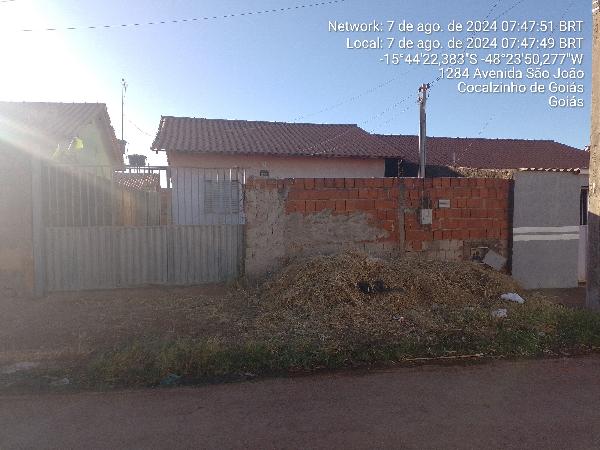 Vende-se em Cocalzinho De Goias-GO  Casa, 51.12 de área privativa, 180.00 de área do terreno,  2_qto(s), WC, 1_sala(s), cozinha.