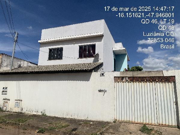 Vende-se em Luziania-GO  apto, 59.13 de área total, 55.31 de área privativa,  2_qto(s), WC, 1_sala(s), cozinha.