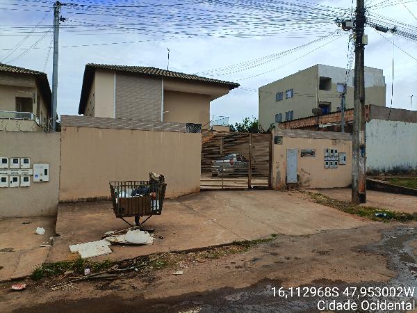 Vende-se em Cidade Ocidental-GO  apto, 87.13 de área total, 53.03 de área privativa,  2_qto(s), varanda, a.serv, WC, 1_sala(s), 1_vaga(s) de garagem.