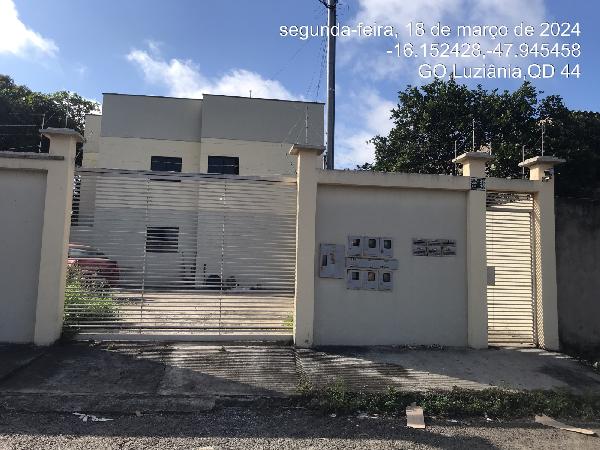 Vende-se em Luziania-GO  apto, 52.17 de área privativa,  2_qto(s), a.serv, WC, 1_sala(s), cozinha, 1_vaga(s) de garagem.