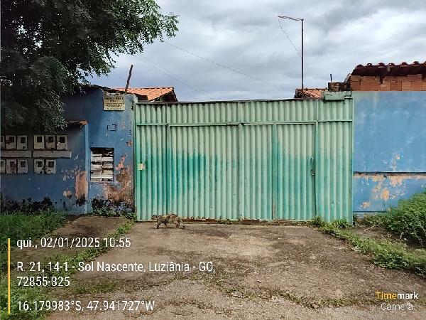Vende-se em Luziania-GO  Casa, 48.29 de área privativa, 81.22 de área do terreno,  2_qto(s), a.serv, WC, 1_sala(s), cozinha, 1_vaga(s) de garagem.