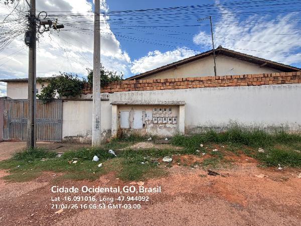 Vende-se em Cidade Ocidental-GO  Casa, 59.39 de área total, 53.14 de área privativa, 118.75 de área do terreno,  2_qto(s), varanda, WC, 1_sala(s), cozinha.
