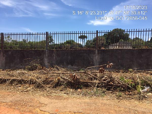 Vende-se em Luziania-GO  Terreno, 5000.00 de área do terreno.