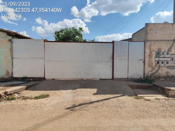 Vende-se em Luziania-GO  Casa, 53.64 de área privativa, 85.00 de área do terreno, 1_vaga(s) de garagem.