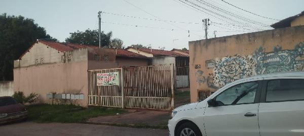 Vende-se em Luziania-GO  Casa, 48.05 de área privativa, 131.25 de área do terreno,  2_qto(s), WC, 1_sala(s), cozinha, 1_vaga(s) de garagem.