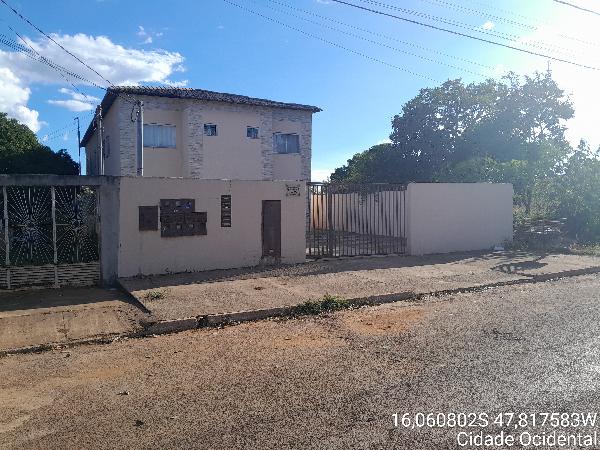 Vende-se em Cidade Ocidental-GO  apto, 78.17 de área total, 52.85 de área privativa,  2_qto(s), a.serv, WC, 1_sala(s), cozinha, 1_vaga(s) de garagem.