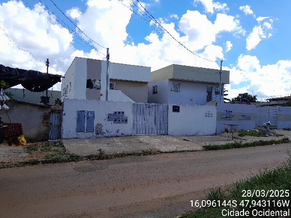 Vende-se em Cidade Ocidental-GO  apto, 74.45 de área total, 51.31 de área privativa,  2_qto(s), a.serv, WC, 1_sala(s), cozinha.