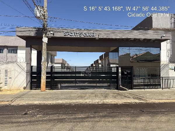 Vende-se em Cidade Ocidental-GO  apto, 94.38 de área total, 53.44 de área privativa,  2_qto(s), varanda, a.serv, WC, 1_sala(s), cozinha, 1_vaga(s) de garagem.