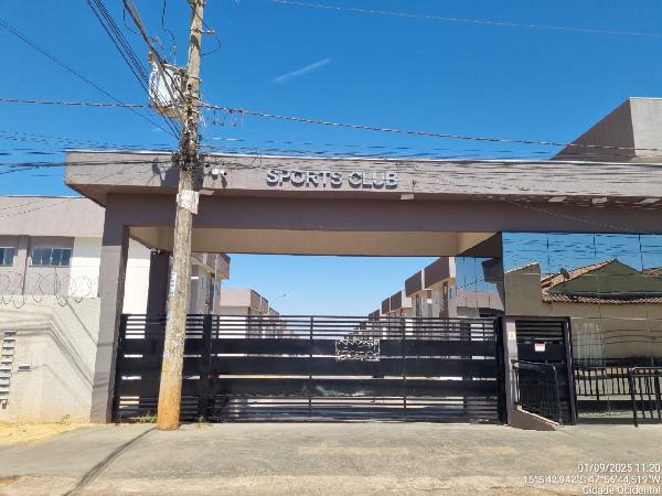 Vende-se em Cidade Ocidental-GO  apto, 94.38 de área total, 53.44 de área privativa,  2_qto(s), varanda, WC, 1_sala(s), cozinha, 1_vaga(s) de garagem.