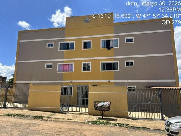 Vende-se em Luziania-GO  apto, 73.97 de área total, 57.31 de área privativa,  2_qto(s), a.serv, WC, 1_sala(s), cozinha, 1_vaga(s) de garagem.