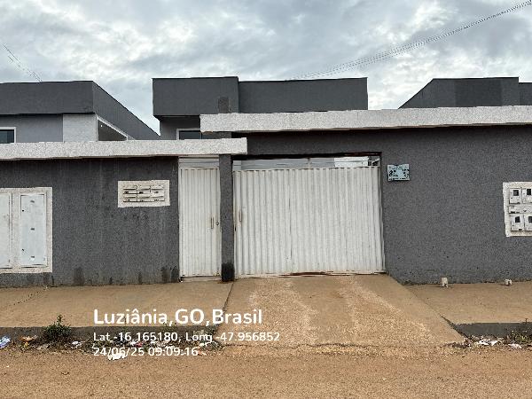 Vende-se em Luziania-GO  apto, 74.15 de área total, 59.53 de área privativa,  2_qto(s), varanda, a.serv, WC, 1_sala(s), cozinha, 1_vaga(s) de garagem.
