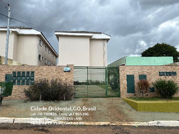 Vende-se em Cidade Ocidental-GO  apto, 79.04 de área total, 41.91 de área privativa,  2_qto(s), 1_sala(s), cozinha.