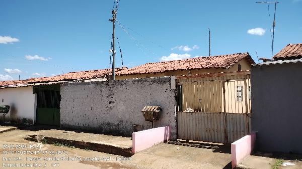 Vende-se em Luziania-GO  Casa, 52.18 de área total, 52.18 de área privativa, 115.82 de área do terreno,  2_qto(s), a.serv, WC, 1_sala(s), cozinha, 1_vaga(s) de garagem.