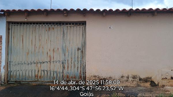 Vende-se em Cidade Ocidental-GO  Casa, 50.90 de área total, 50.90 de área privativa, 125.00 de área do terreno,  2_qto(s), a.serv, WC, 1_sala(s), cozinha.
