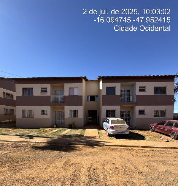 Vende-se em Cidade Ocidental-GO  apto, 116.06 de área total, 49.84 de área privativa,  2_qto(s), varanda, a.serv, WC, 1_sala(s), cozinha, 1_vaga(s) de garagem.